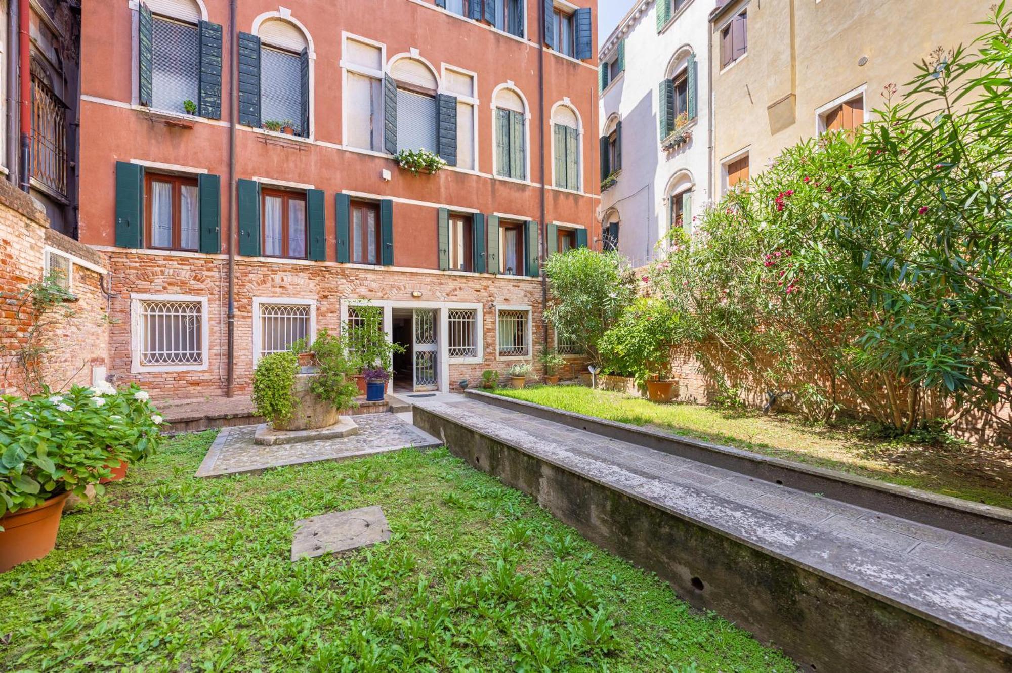 Apartment Luxury Penthouse With Terrace Venedig